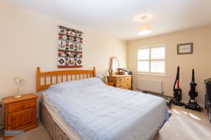 Bedroom- click for photo gallery